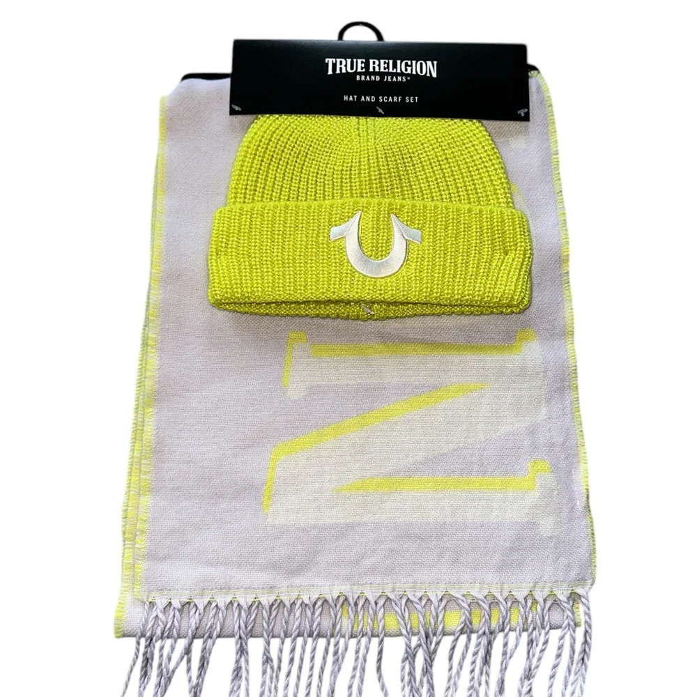 NWT True Religion Neon Yellow Hat and Scarf Set All Over Logo Fringe Comfy